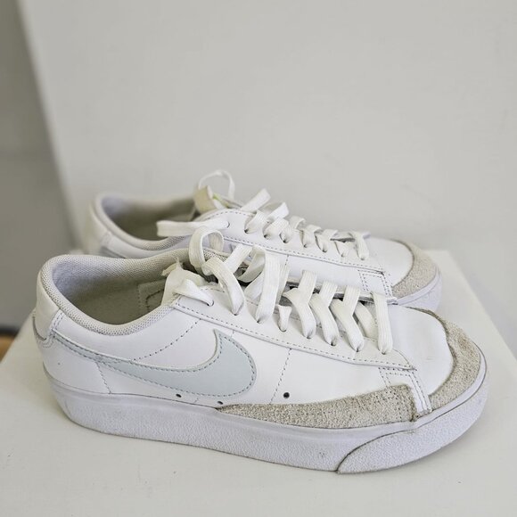 Nike Blazer Low Platform Flatform Leather Sneakers - Picture 3 of 5